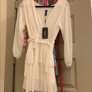 White long sleeve dress